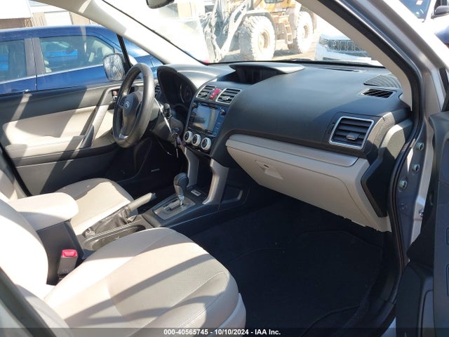 Subaru Forester 2.5i Limited 2016 JF2SJAKC0GH534003 Image 5