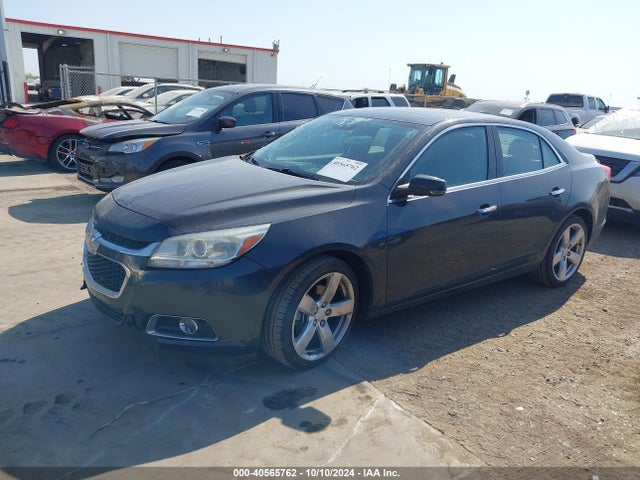 Chevrolet Malibu 2lz 2015 1G11G5SX8FF128234 Image 2