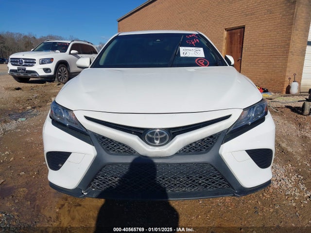JTNB11HKXJ3026781 Toyota CAMRY SE