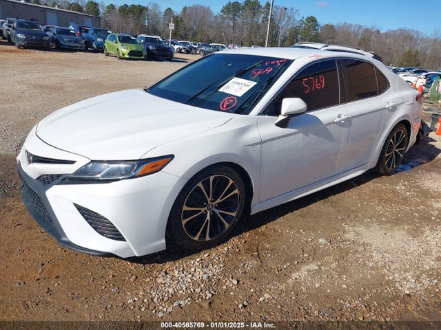 JTNB11HKXJ3026781 Toyota CAMRY SE