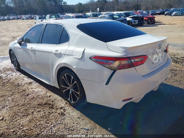 JTNB11HKXJ3026781 Toyota CAMRY SE