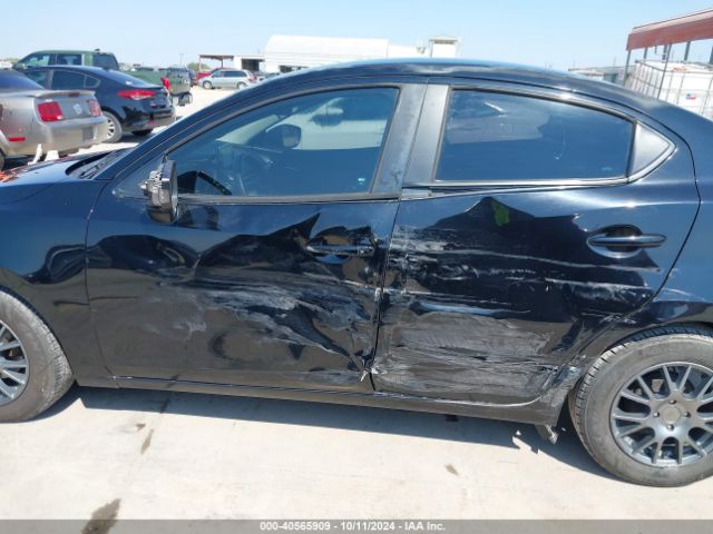 3MYDLBZV2GY122475 Scion IA