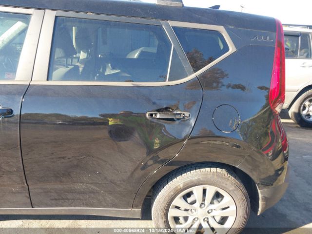 KNDJ23AU3M7787153 KIA SOUL LX