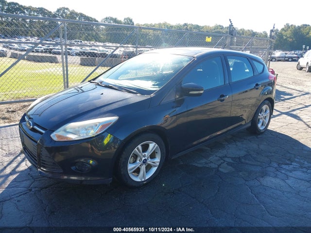 Ford FOCUS SE 2014 1FADP3K21EL435683 Image 2