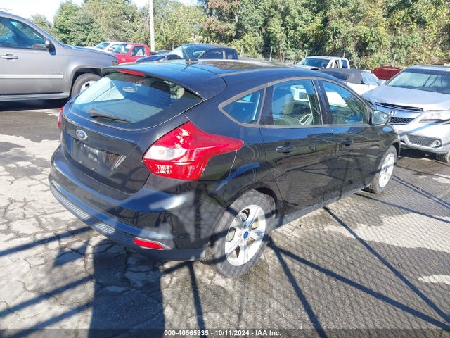 Ford FOCUS SE 2014 1FADP3K21EL435683 Image 4