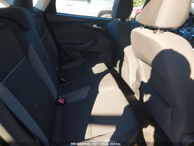 Ford FOCUS SE 2014 1FADP3K21EL435683 Image 8
