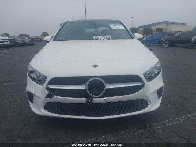 W1K3G4EB5LJ216747 Mercedes-Benz A 220