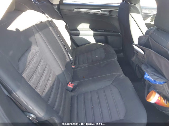 3FA6P0LU3HR315283 Ford Fusion Hybrid Se
