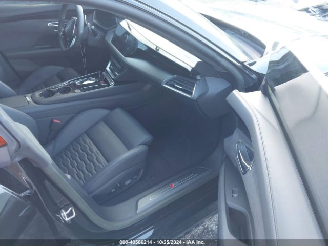 2023 AUDI RS E-TRON GT WAUBHBFW9P7900743 Photo 4