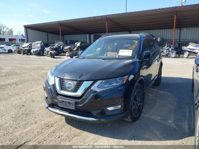 JN8AT2MV4HW273212 Nissan Rogue Sl