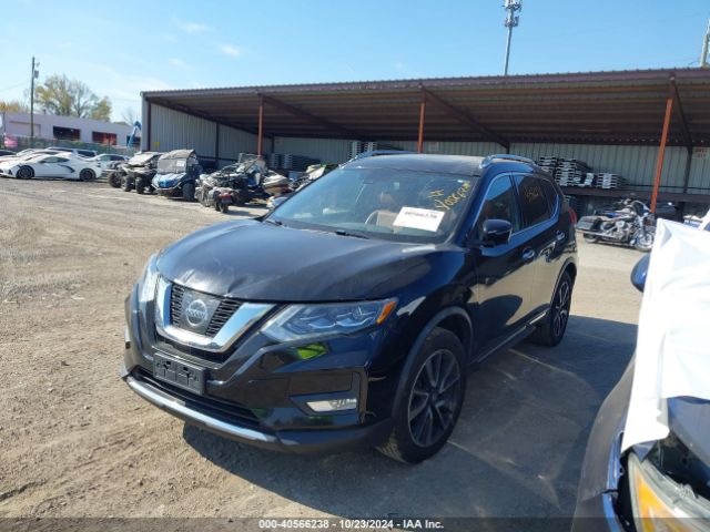 JN8AT2MV4HW273212 Nissan Rogue Sl