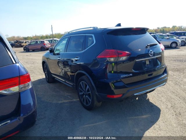 JN8AT2MV4HW273212 Nissan Rogue Sl