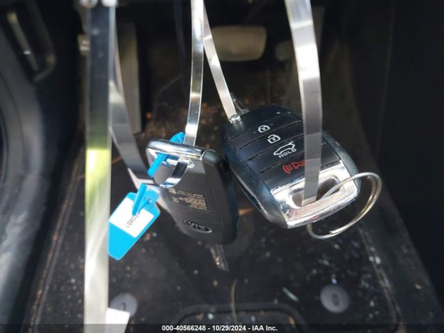 KNDPM3AC0L7727230 KIA Sportage Lx