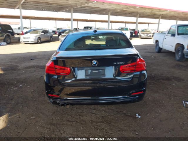 WBA8B9C53HK884621 BMW 330I