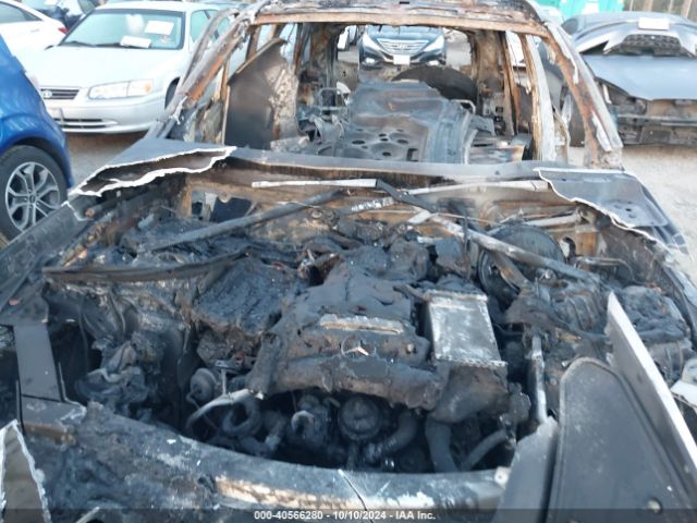 WDC0G4KB1KF611943 Mercedes-Benz Glc 300 4matic