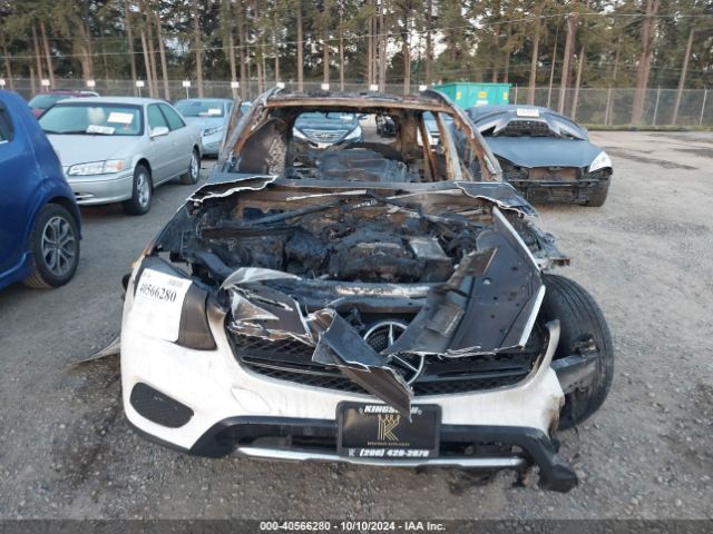 WDC0G4KB1KF611943 Mercedes-Benz Glc 300 4matic