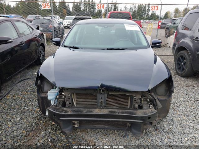 1VWBT7A31FC067843 Volkswagen Passat 1.8t Se