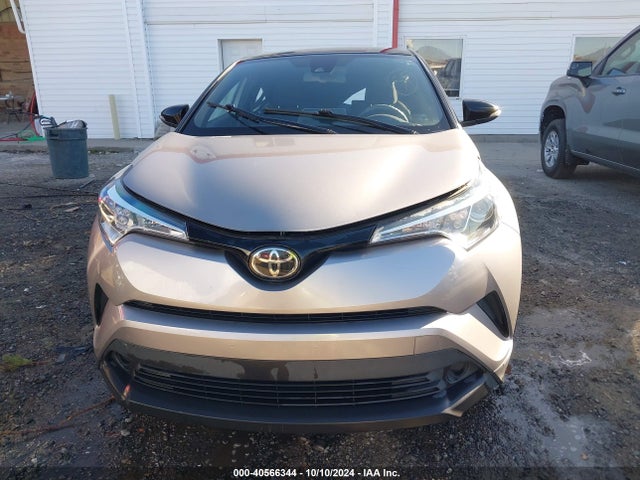 NMTKHMBX0KR093085 Toyota C-HR XLE