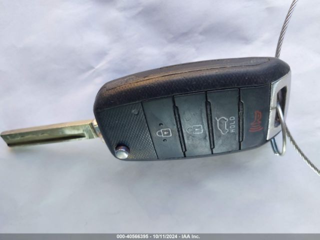 5XYPGDA5XHG193890 KIA Sorento 3.3l Lx