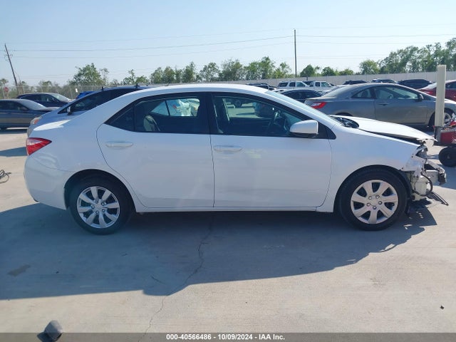 Toyota COROLLA LE 2018 2T1BURHE5JC070778 Image 12