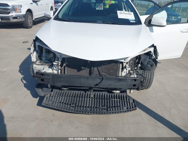 Toyota COROLLA LE 2018 2T1BURHE5JC070778 Image 6
