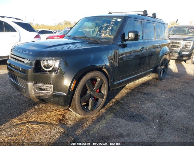 SALEXEEU2R2257701 Land Rover Defender 110 P400 X