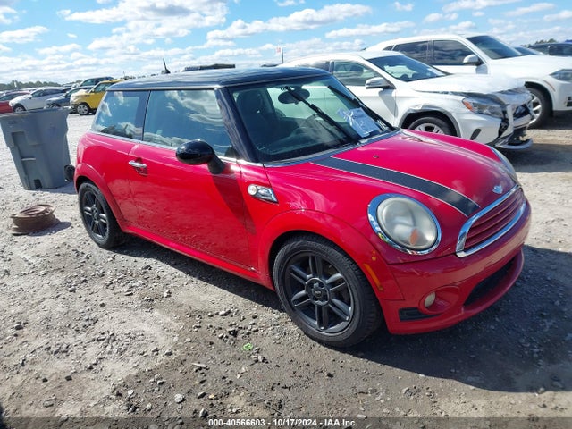 2011 MINI COOPER WMWSU3C55BT099032 Photo 0