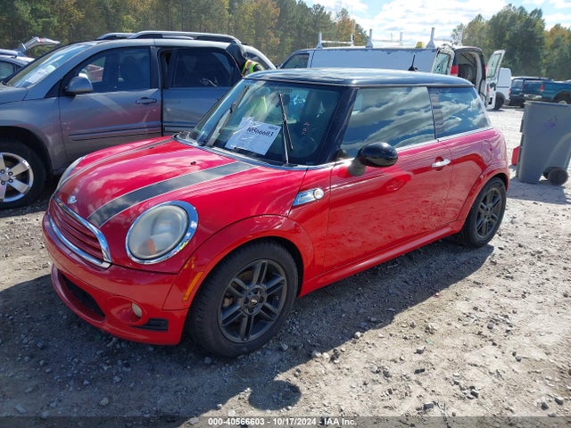 2011 MINI COOPER WMWSU3C55BT099032 Photo 1