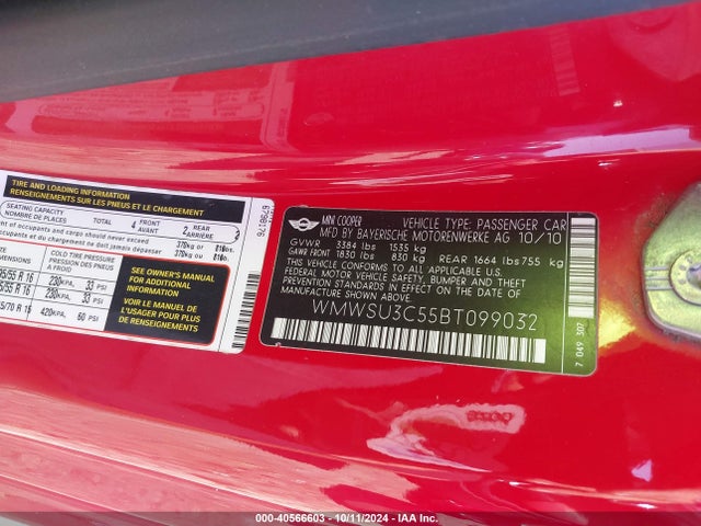 2011 MINI COOPER WMWSU3C55BT099032 Photo 8