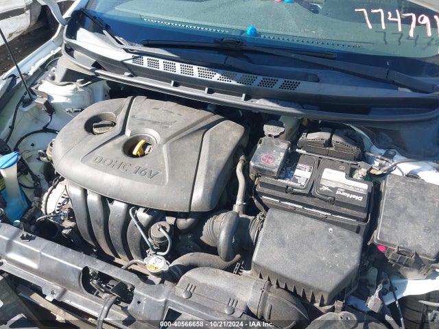 Hyundai ELANTRA SE 2016 5NPDH4AE0GH774791 Image 10