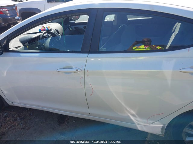 Hyundai ELANTRA SE 2016 5NPDH4AE0GH774791 Image 14