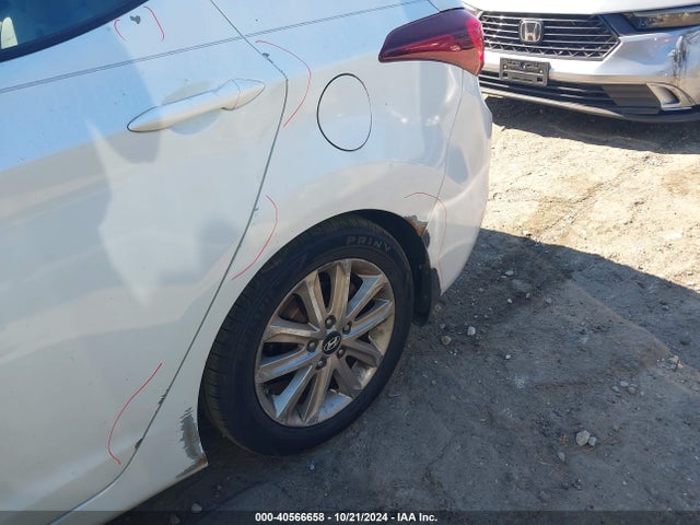 Hyundai ELANTRA SE 2016 5NPDH4AE0GH774791 Image 18
