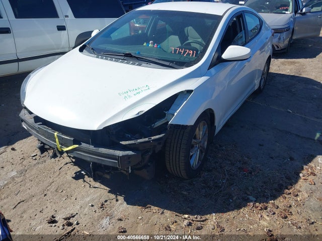 Hyundai ELANTRA SE 2016 5NPDH4AE0GH774791 Image 2
