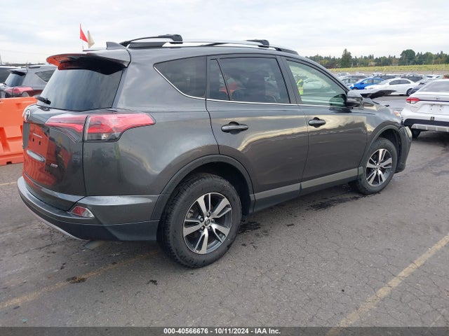 JTMRFREV6JJ727850 Toyota Rav4 Adventure/xle