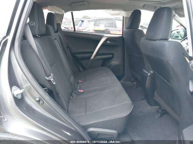 JTMRFREV6JJ727850 Toyota Rav4 Adventure/xle
