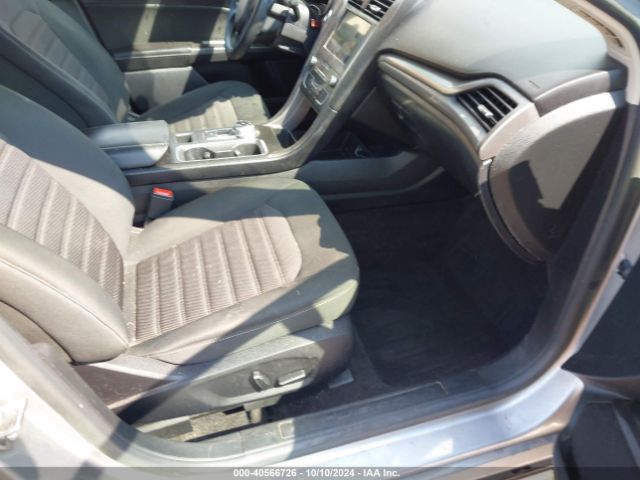 3FA6P0T96LR191112 Ford FUSION SE