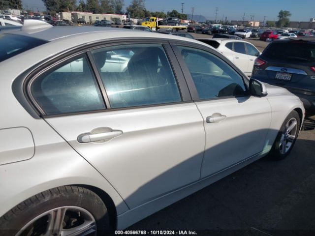 WBA3C1C57EK106102 BMW 328I