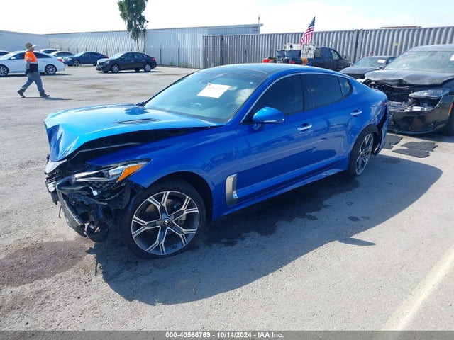 KIA Stinger Premium 2018 KNAE25LA6J6014272 Image 2