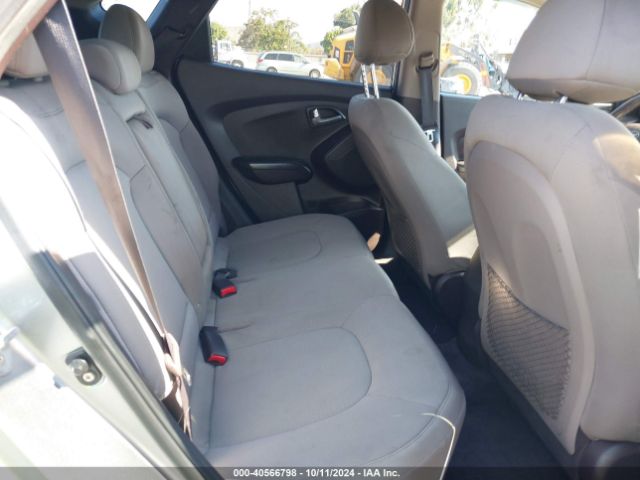 KM8JT3AF8EU881848 Hyundai TUCSON GLS