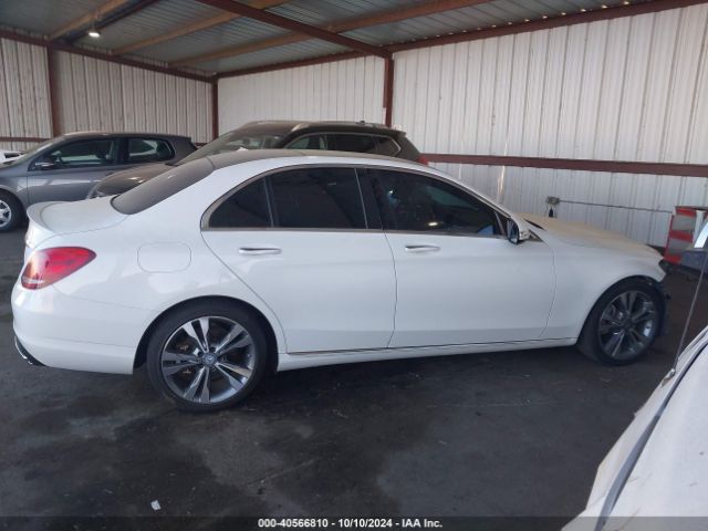 55SWF4JB5FU095891 Mercedes-Benz C 300 Luxury/sport