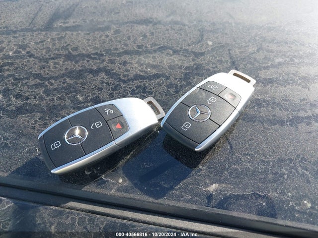 W1KWF8EB1MR621224 Mercedes-Benz C 300 4matic
