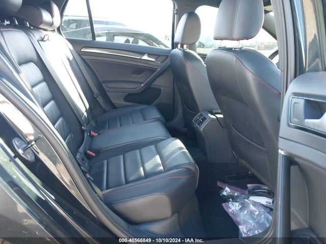 3VW447AU5GM064880 Volkswagen Golf Gti Autobahn W/performance Package 4-door