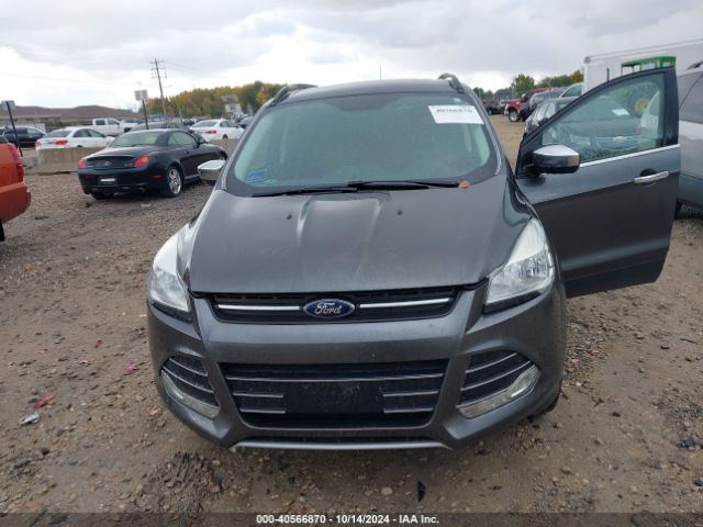 1FMCU9GX0GUA94453 Ford ESCAPE SE