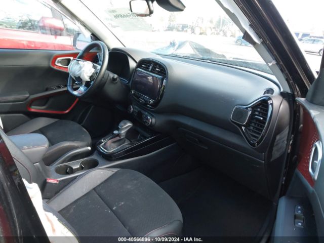 KNDJ53AU6P7845073 KIA Soul Gt-line