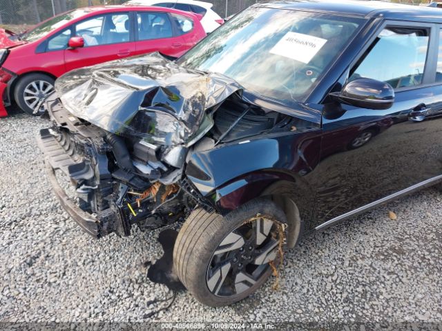 KNDJ53AU6P7845073 KIA Soul Gt-line