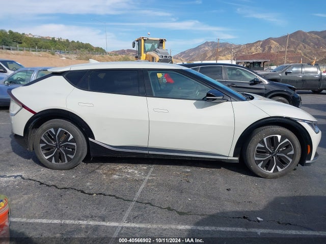 KIA Ev6 Wind 2022 KNDC34LA9N5028891 Image 13
