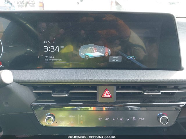 KIA Ev6 Wind 2022 KNDC34LA9N5028891 Image 18