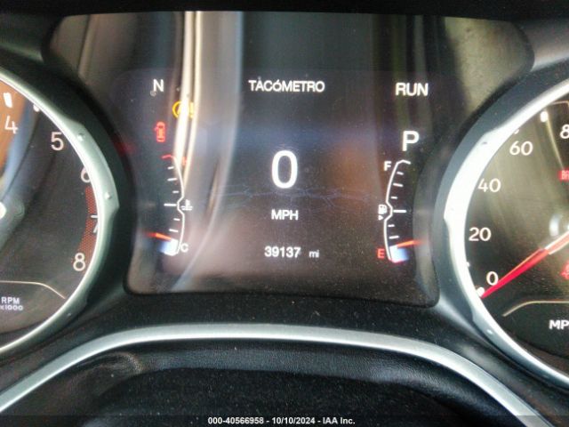 3C4NJDBB1KT678464 Jeep Compass Latitude 4x4