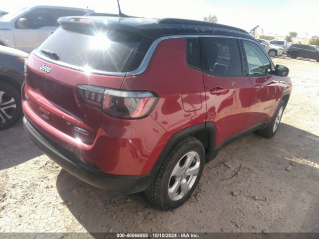 3C4NJDBB1KT678464 Jeep Compass Latitude 4x4