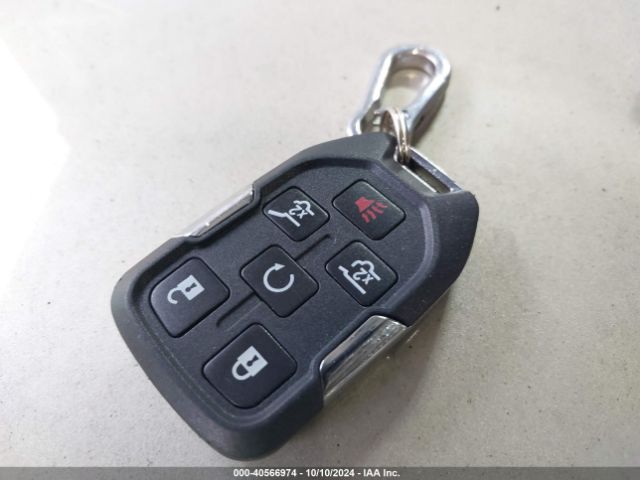 1GNSKBKC3GR365873 Chevrolet Tahoe Lt